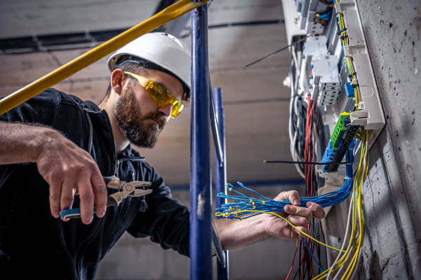 Best Circuit Breaker Repair  in Tn Lakes, WI